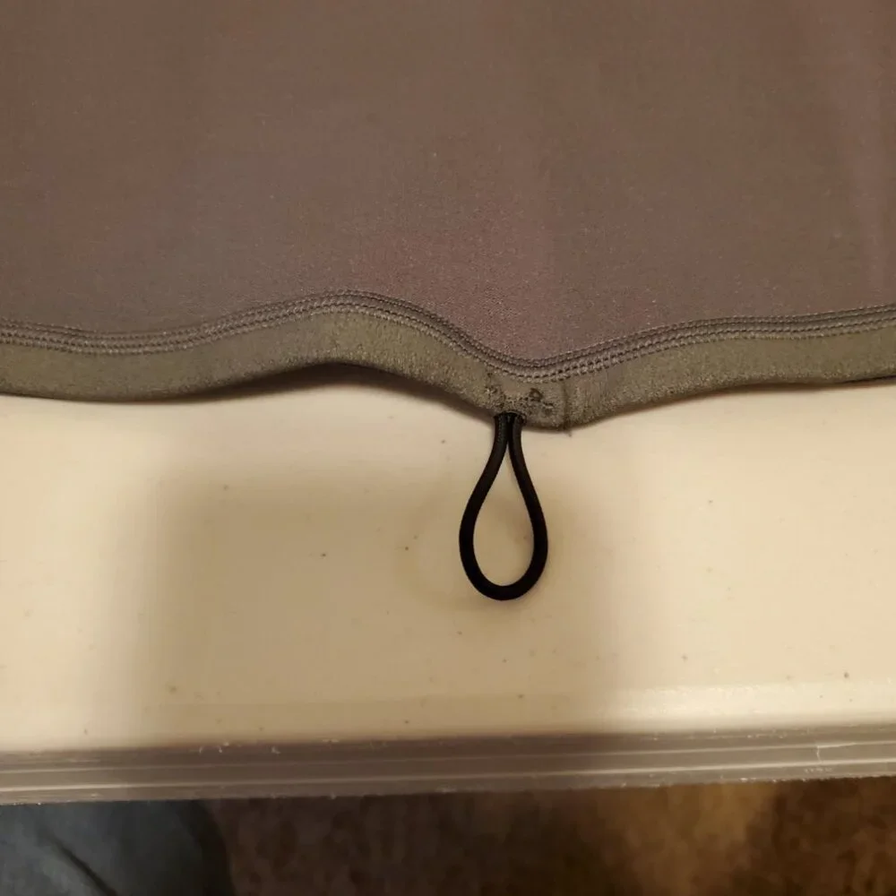 Rip Curl Men's Large Gray with Black Trim. An Elastic Loop on Tail. - Picture 5 of 5